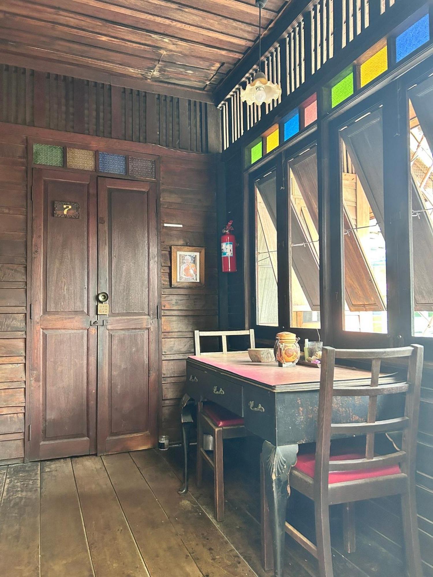 Chest'S Place بانكوك المظهر الخارجي الصورة